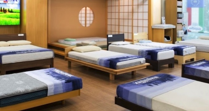 マニフレックス 表参道ショールーム