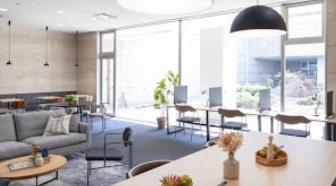 chillwork（温泉つき コワーキングスペース＆会議室）