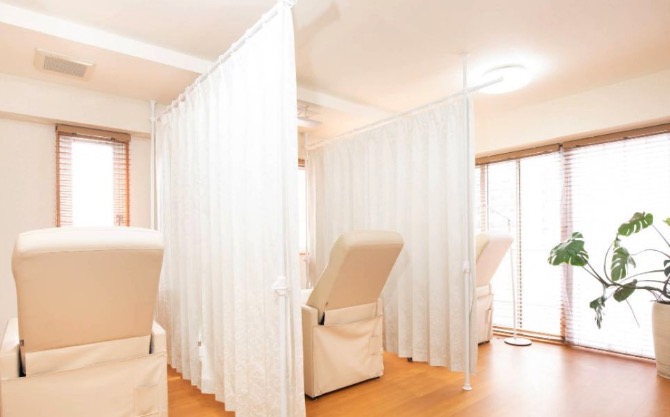 【まつげ•眉毛 •ネイル 】パープルジュエルpurple jewel立川