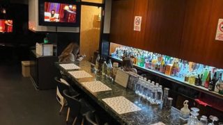 カラオケスナックあくあ