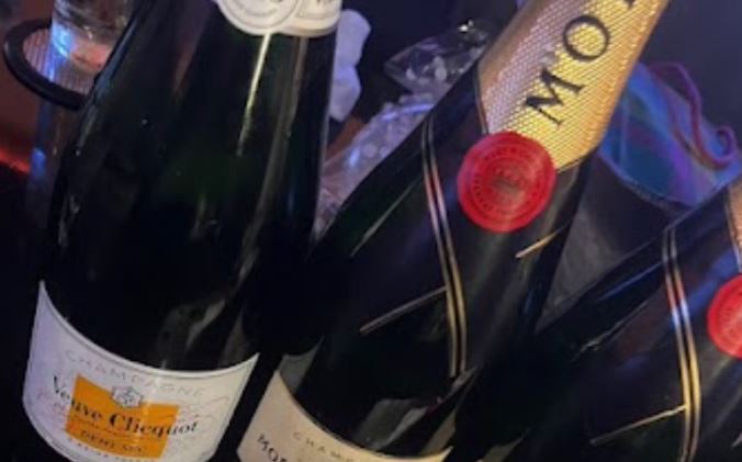 girl's bar PRETTY GIRL'S